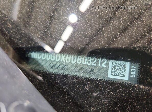 1FMCU0GDXHUB03212 2017 FORD ESCAPE Белый Панорамный вид салона 360°