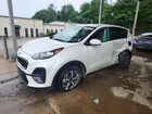 2022 Kia Sportage Lx White vin: KNDPM3ACXN7995348