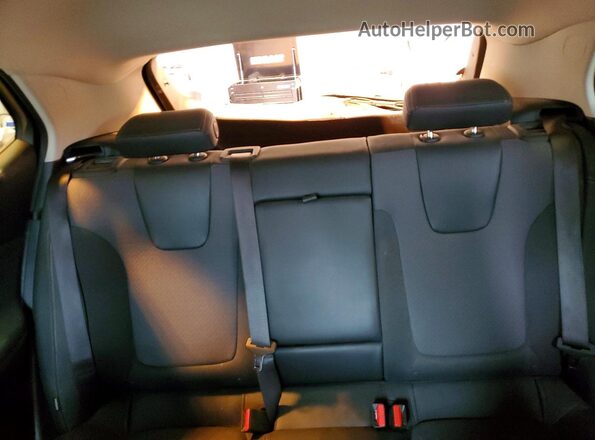 KL4MMDS25PB057010 2023 BUICK ENCORE Синий Вид задней части салона