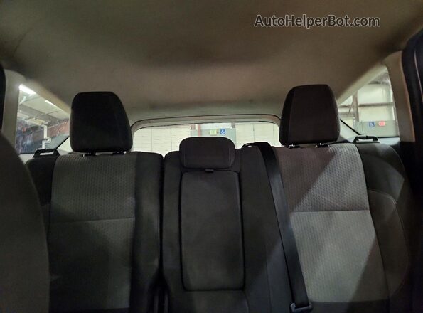 1FMCU0GDXHUB03212 2017 FORD ESCAPE Белый Вид задней части салона