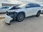 2017 Toyota Highlander Xle White vin: 5TDKZRFH6HS193733