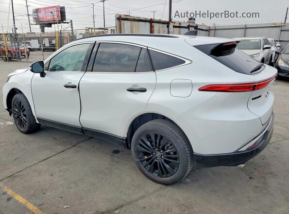 JTEAAAAHXRJ185172 2024 TOYOTA VENZA White Задня права чверть