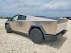 2024 Tesla Cybertruck Silver vin: 7G2CEHEE7RA019624