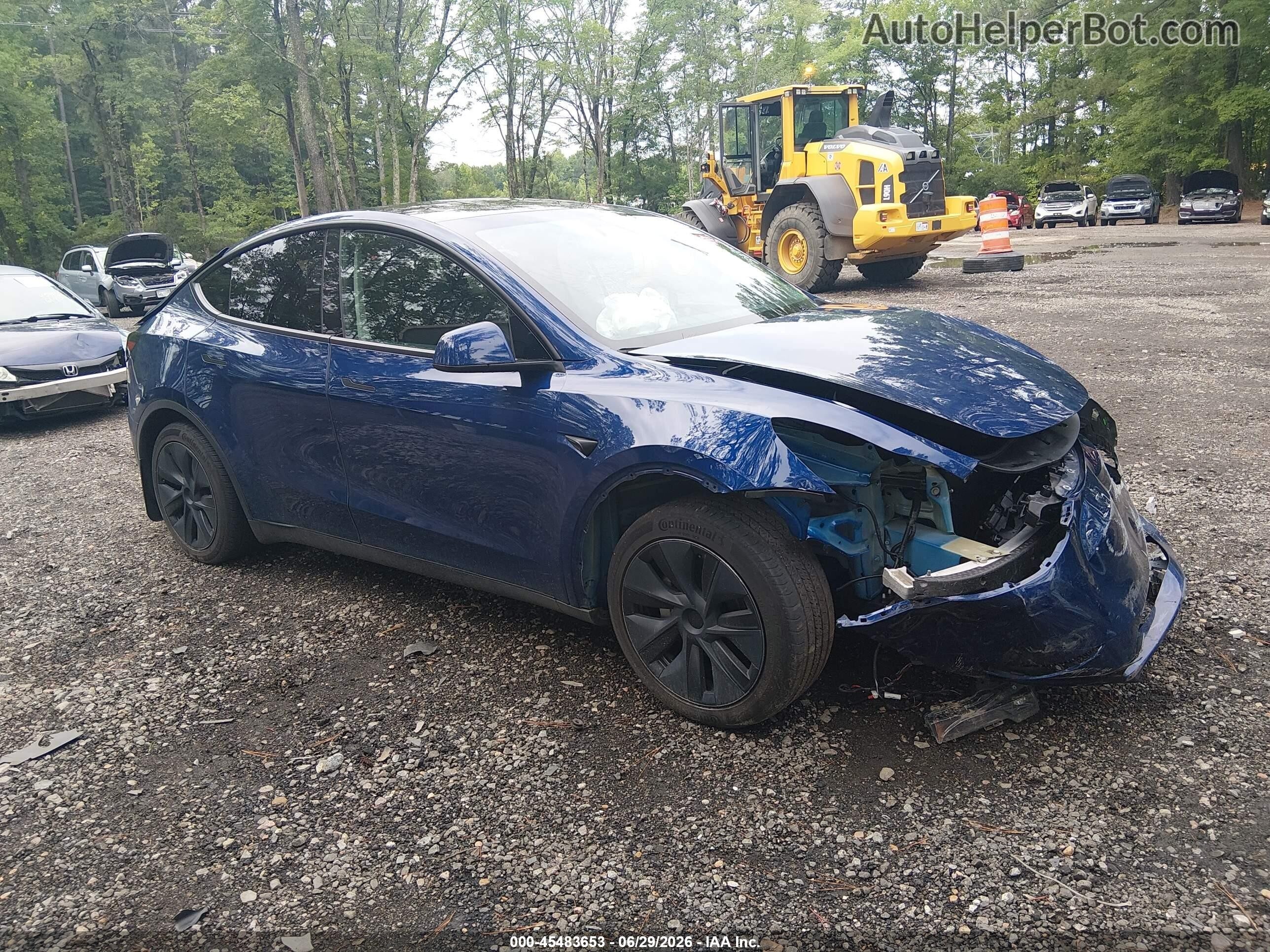 7SAYGAEE2RF183282 — 2024 TESLA MODEL Y History & VIN | AutoHelperBot