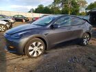 2023 Tesla Model Y Gray vin: 7SAYGAEE5PF606224