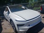 2026 Tesla Model Y All-wheel Drive/long Range Launch Series/premium All-wheel Drive White vin: 7SAYGAEE6TF604122