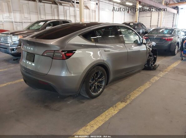 2025 TESLA MODEL Y RWD