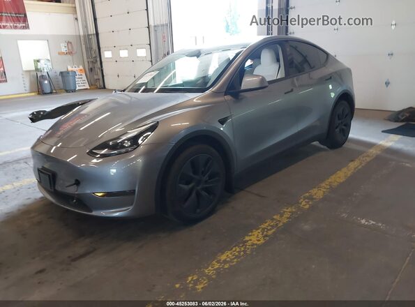 2025 TESLA MODEL Y RWD