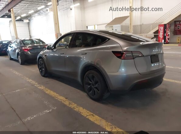 2025 TESLA MODEL Y RWD