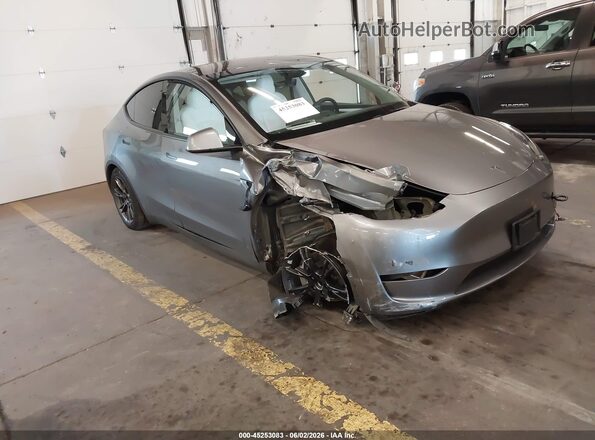 2025 TESLA MODEL Y RWD