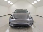 2024 Tesla Model Y Gray vin: 7SAYGDED4RF200253