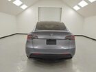 2024 Tesla Model Y Gray vin: 7SAYGDED4RF200253