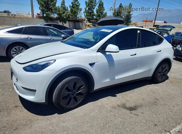 7SAYGDED6RF118878 2024 TESLA MODEL White Front left