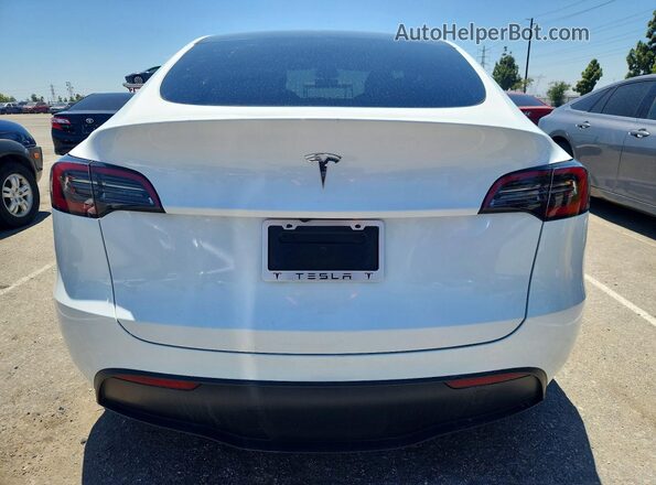 7SAYGDED6RF118878 2024 TESLA MODEL White Rear view