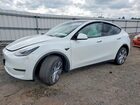 2024 Tesla Model Y White vin: 7SAYGDED8RF086824