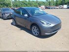 2023 Tesla Model Y Rwd Gray vin: 7SAYGDED9PF922802
