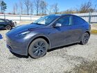 2025 Tesla Model Y Gray vin: 7SAYGDED9SA362771