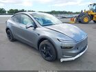 2026 Tesla Model Y Premium Rear-wheel Drive/rear-wheel Drive Gray vin: 7SAYGDED9TF584280