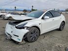 2025 Tesla Model Y White vin: 7SAYGDEE0SF267799