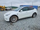 2022 Tesla Model Y White vin: 7SAYGDEE3NF435102