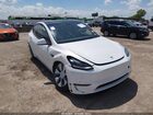 2024 Tesla Model Y Long Range Dual Motor All-wheel Drive White vin: 7SAYGDEE3RA282370
