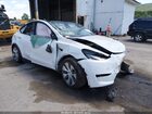 2023 Tesla Model Y Awd/long Range Dual Motor All-wheel Drive White vin: 7SAYGDEE4PA107607