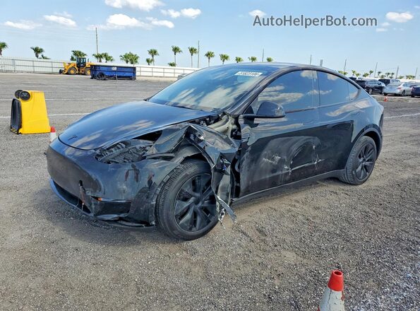 7SAYGDEE4RA294317 2024 TESLA MODEL Черный Передняя левая четверть