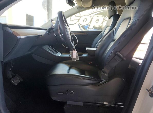 7SAYGDEE5PF637409 2023 TESLA MODEL White Vista interior delantera