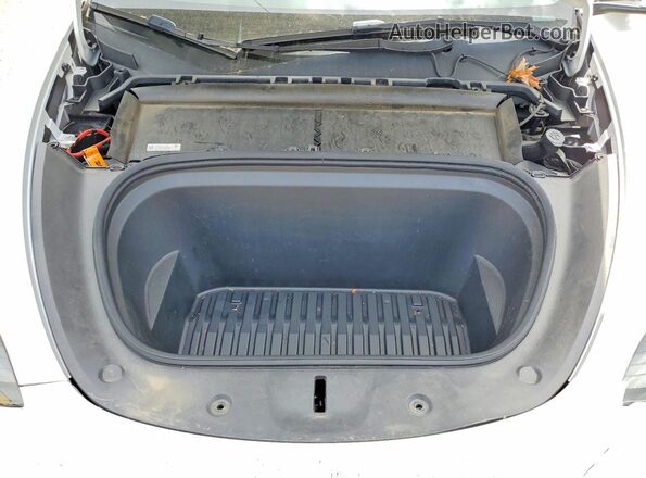 7SAYGDEE5PF660849 2023 TESLA MODEL Белый Вид подкапотного пространства