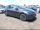 2024 Tesla Model Y Long Range Dual Motor All-wheel Drive Black vin: 7SAYGDEE5RF170365