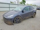 2025 Tesla Model Y Gray vin: 7SAYGDEE6SA361344