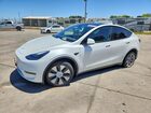 2023 Tesla Model Y Белый vin: 7SAYGDEE7PF739343