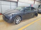 2024 Tesla Model Y Blue vin: 7SAYGDEE9RF988634