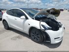2025 Tesla Model Y Long Range Dual Motor All-wheel Drive Белый vin: 7SAYGDEEXSA353134