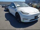 2022 Tesla Model Y Performance Dual Motor All-wheel Drive White vin: 7SAYGDEF0NF555464