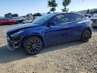 2023 Tesla Model Y Синий vin: 7SAYGDEF2PF882399