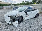2024 Tesla Model Y White vin: 7SAYGDEF5RA307245