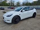 2022 Tesla Model Y White vin: 7SAYGDEF7NF464580