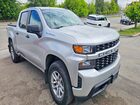 2020 Chevrolet Silverado K1500 Custom Silver vin: 1GCPYBEK2LZ272921