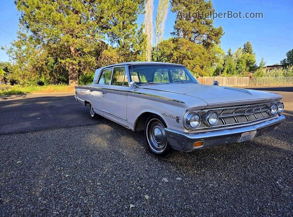 3W62Z506132 1963 MERCURY MONTEREY White Vista tres cuartos delantera izquierda
