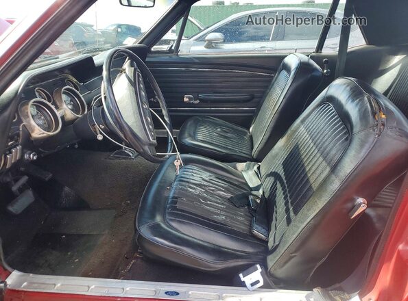 8R01C171986 1968 FORD MUSTANG Red Вид салону спереду