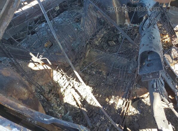 9R93H504104 1969 MERCURY COUGAR Burn Rear seats view