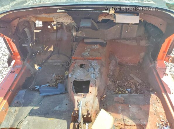 BURNTVIN123 1975 CHEVROLET CORVETTE Оранжевый Вид панели приборов