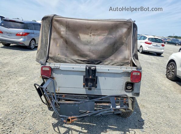J9M83AC833412 1979 JEEP RENEGADE Silver Widok z tyłu