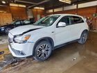 2018 Mitsubishi Outlander Sport Es White vin: JA4AR3AU8JU021485