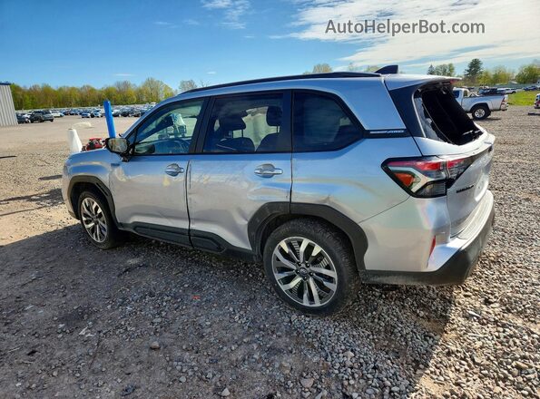 JF2SLSTD0SH450375 2025 SUBARU FORESTER Серебряный Задняя левая четверть