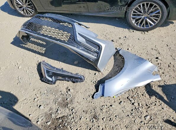 JTDBCMFE2S3097701 2025 TOYOTA COROLLA Silver Շարժիչի բաժամունքի տեսք