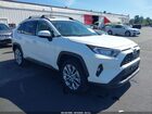 2020 Toyota Rav4 Xle Premium White vin: JTMA1RFV3LD052289