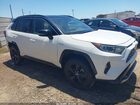 2019 Toyota Rav4 Xse Белый vin: JTMEWRFV4KD509774