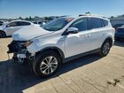2018 Toyota Rav4 Hybrid Le White vin: JTMRJREV8JD183560